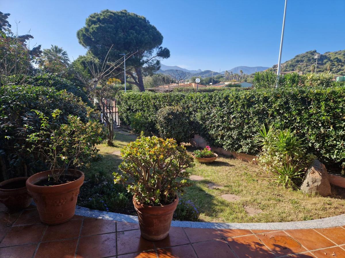 Villa Domus Maura à Villasimius Extérieur photo